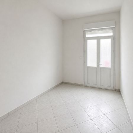 Location Appartement 2 pièces 34m² - Photo 3