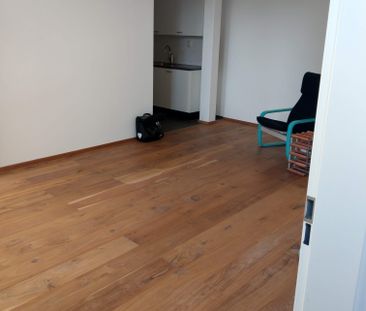 Per direct beschikbaar: ruim appartement met luxe keuken in het cen... - Photo 1