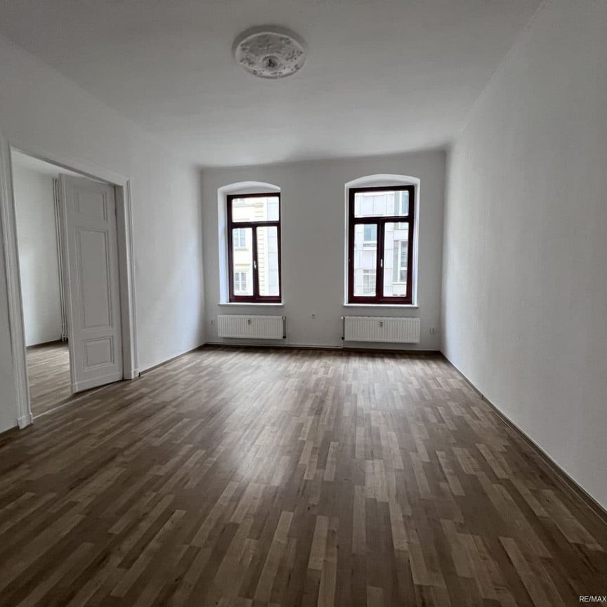 Charmante 3-Zimmer-Wohnung am Hasselbachplatz in Magdeburg – ideal zum Wohlfühlen! - Photo 1