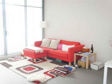 412/1 Bruce Bennet Place Maroubra - Photo 2