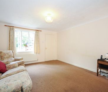 Yarrow Close - Photo 4