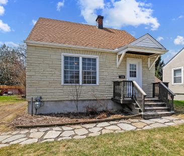 For Lease - 100 Harrold Place, Carlington - Central Park, Ontario - Photo 2