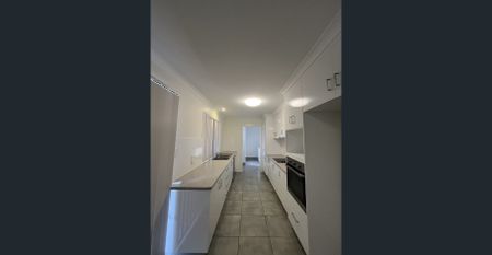 Modern 2-Bedroom Unit in Avenell Heights - Low Maintenance & Convenient Living! - Photo 5