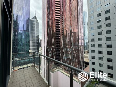 Franklin Lofts – Stylish Dual-Level City Living with 2 Bedroom 1 Bathroom - Photo 5