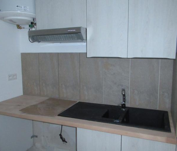 Location Appartement 2 pièces 43m² LA FERTE MACE 61600 - Photo 2