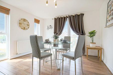 2 bedroom serviced apartment to rent - Photo 4