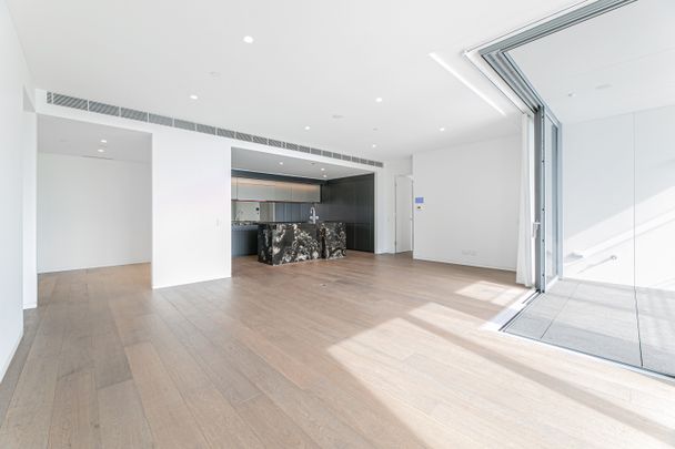One Sydney Harbour - Stunning High-Level Two Bedroom Apartment For Rent! - Photo 1