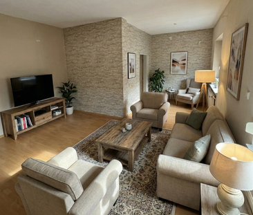 77m² EG-Wohnung mit eingezäuntem Privat-Hof & eigenem Eingang - Photo 1