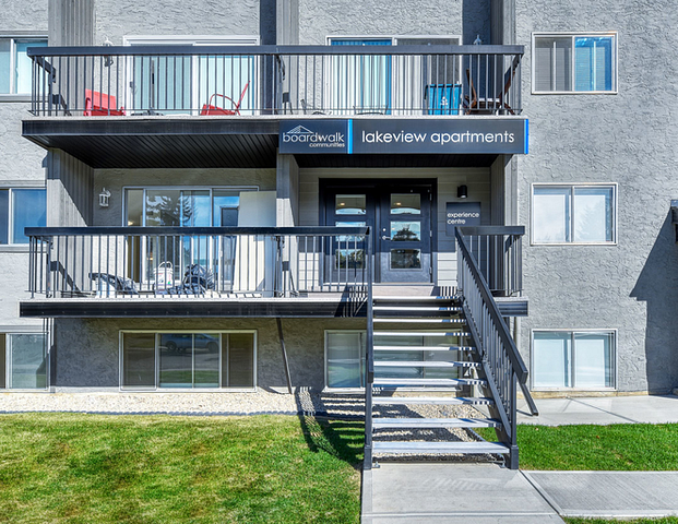 Lakeview Apartments | 5320 Lakeview Dr. SW, Calgary - Photo 1