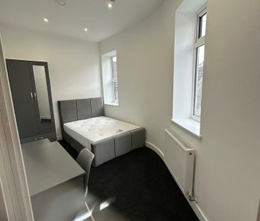 Woodfield Street, Morriston, Swansea - Photo 1