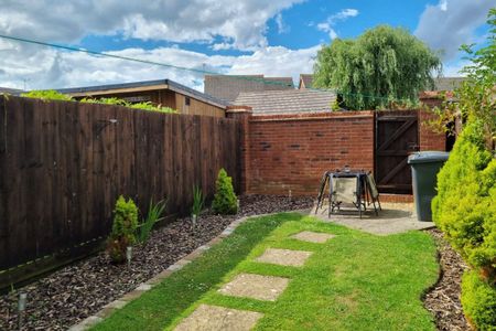 Primrose Close, CORBY - Photo 4