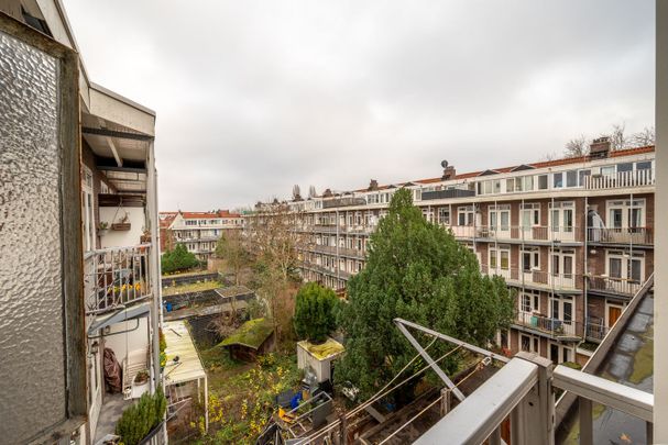Appartement te huur: Bestevâerstraat 256-3 1055 TT Amsterdam - Photo 1