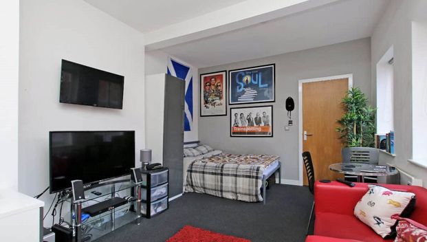 studio to rent Cutlers Yard, 104 Mary Street, Sheffield, S1 - Photo 1