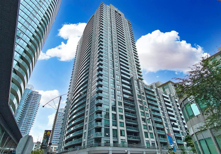 For Lease - 19 Grand Trunk Crescent Unit# 509, Toronto, Ontario - Photo 2