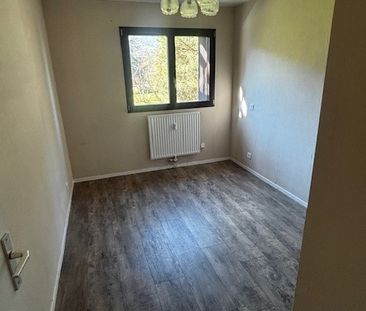 Location Appartement 2 pièces 45m² LA MOTTE SERVOLEX 73290 - Photo 4