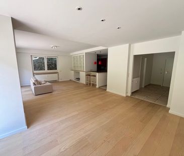 Verhuur appartement 2 kamers, 166m² - Photo 1