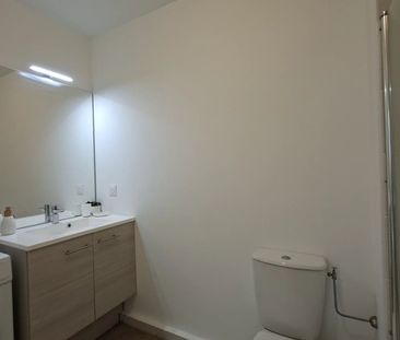 Location Appartement 2 pièces 40m² LE CANNET 06110 - Photo 6