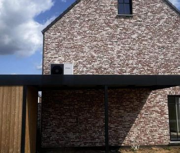 Woning te huur in Hoeselt voor € 1.400 met 4 slaapkamers - Foto 1