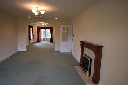 3 bedroom detached house to rent - Photo 4
