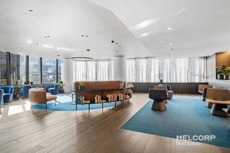 FURNISHED ONE-BED AT MELBOURNE QUARTER - Photo 4