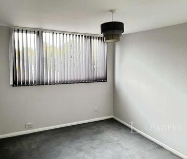 Coombelands, SG8 - Photo 6