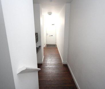 1 Bedroom Flat / Apartment to let - Photo 4