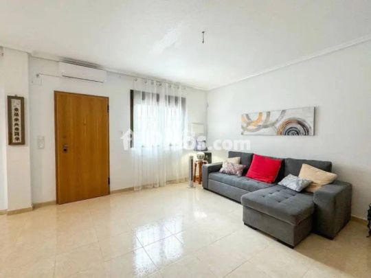 Chalet en alquiler en San Miguel de Salinas - Photo 1