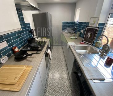 3 bedroom terraced house to rent - Photo 5