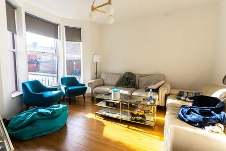 6 bedroom semi-detached house to rent - Photo 3