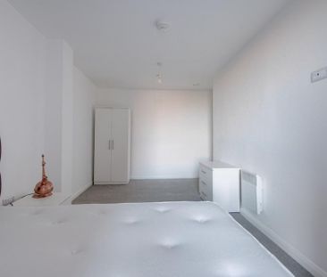 2 bedroom apartment to rent - Photo 6