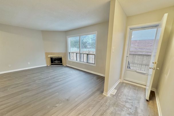 For Lease - 595 Third Street Unit# 52, London East, Ontario - Photo 1