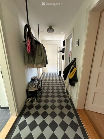 Charmante 3.5-Zimmer-Wohnung mit Balkon in Zürich Oerlikon - Photo 5