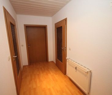 Sonnige 2-Raum-Wohnung mit Einbauküche in Annaberg-Buchholz! - Photo 6