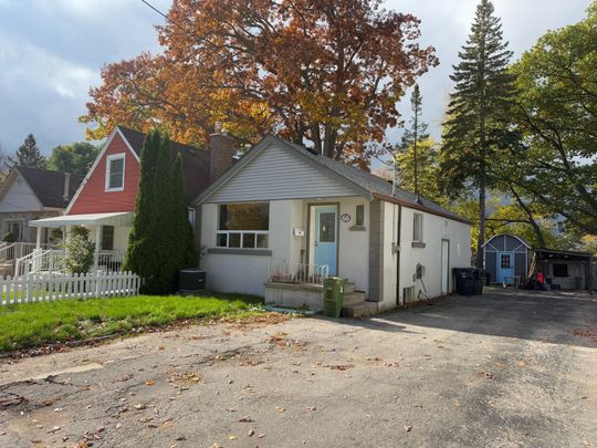 For Lease - 66 Mcdonald Avenue Unit# Bsmnt, Toronto, Ontario - Photo 1