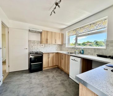 3 bedroom detached bungalow to rent - Photo 6