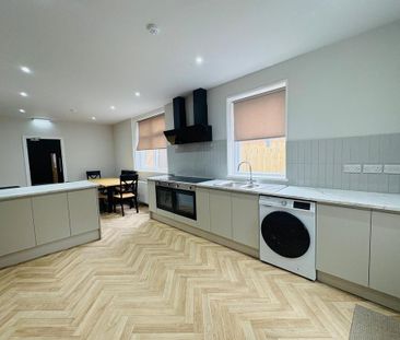1 bedroom house of multiple occupation to rent - Photo 6