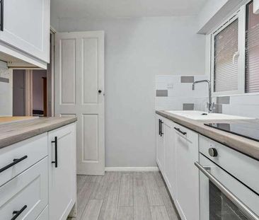 The Mount, Guildford, GU2 - Photo 4