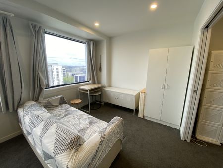 Spacious One beroom CBD aparment - Photo 3