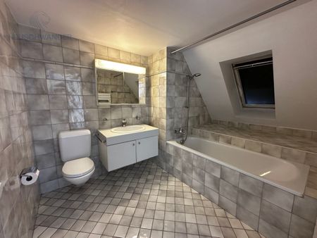 In the city center with a sublime terrace - Photo 3