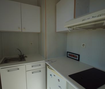APPARTEMENT POITIERS SUD - STUDIO DE 26.71 m2 - Photo 3
