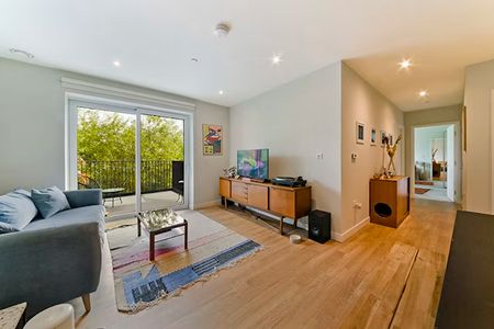 2 bedroom apartment - Photo 4