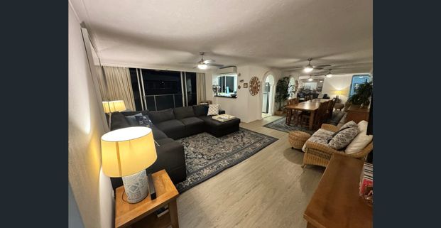 Beach Front, Large 2 Bedroom Fully Furnished Apartment - Photo 1