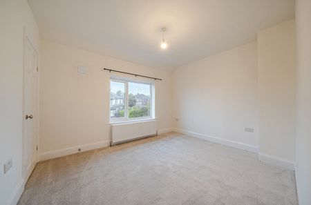 2 bedroom semi-detached house to rent - Photo 4