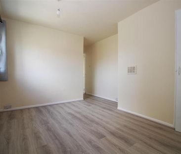 3 bedroom house to rent - Photo 2