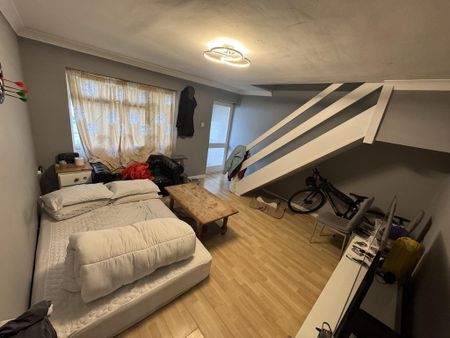 2 bedroom terraced house to rent - Photo 4