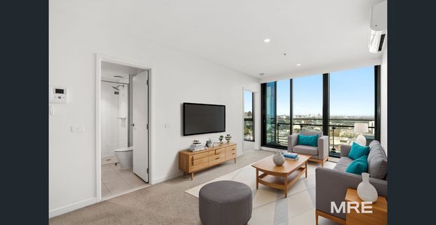 Stunning views in the heart of Southbank - Photo 1