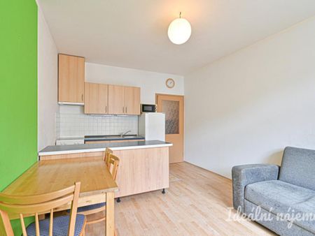 Pronájem bytu 2+kk 46 m2 - Fotografie 4