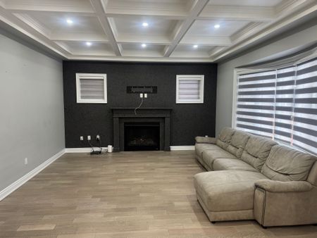 For Lease - 185 Faust Ridge, Vaughan, Ontario - Photo 2