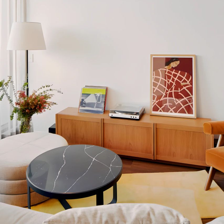 1 Bed Apartment - Photo 1