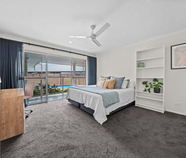 Landmark Waterfront Living on a Rare Point-Position Allotment - Photo 6